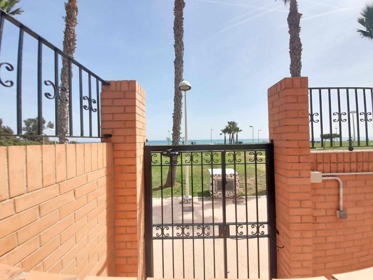 Ayf Frontal Al Mar Con 2 Terrazas Y Wifi Apartman Orpesa Kültér fotó